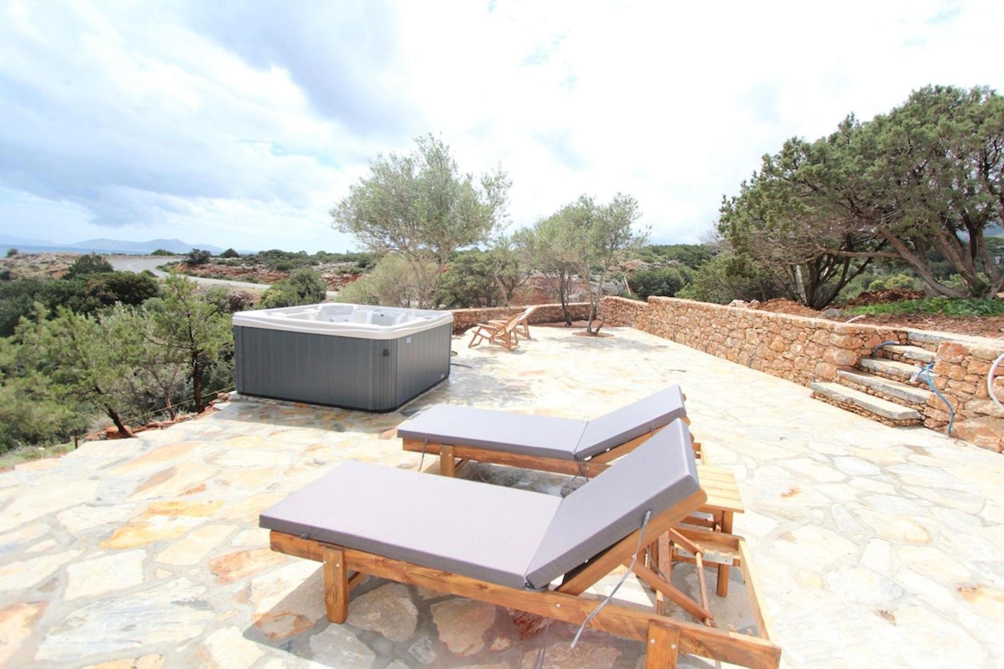 Villa Rouvis With Outdoor Hot Tub Ligaridia Exterior photo